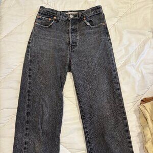 Levi’s Ribcage Straight Ankle Jean